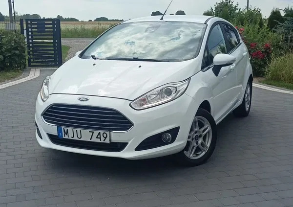 ford fiesta mazowieckie Ford Fiesta cena 26000 przebieg: 131585, rok produkcji 2013 z Chełmno